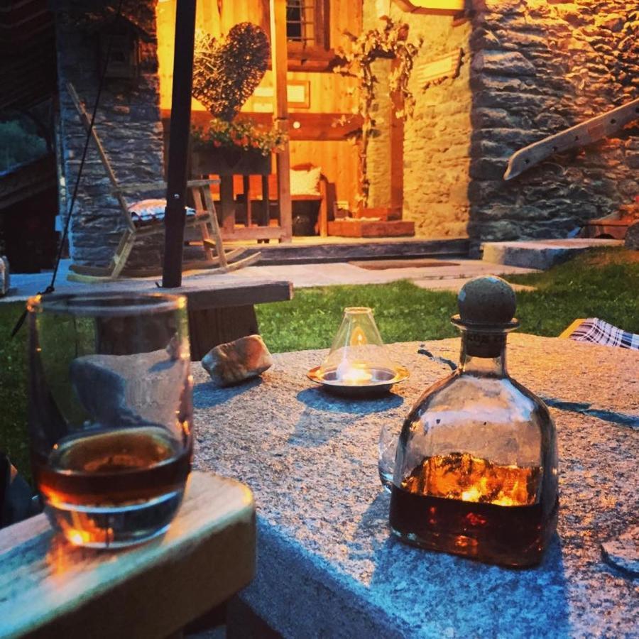 B&B Lo Djoua De Toueno Arvier Luaran gambar