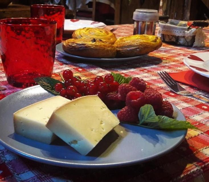 B&B Lo Djoua De Toueno Arvier Luaran gambar