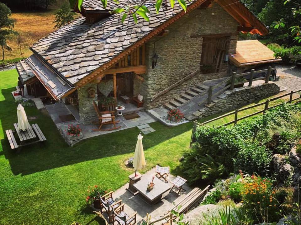 B&B Lo Djoua De Toueno Arvier Luaran gambar