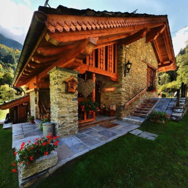 B&B Lo Djoua De Toueno Arvier Luaran gambar