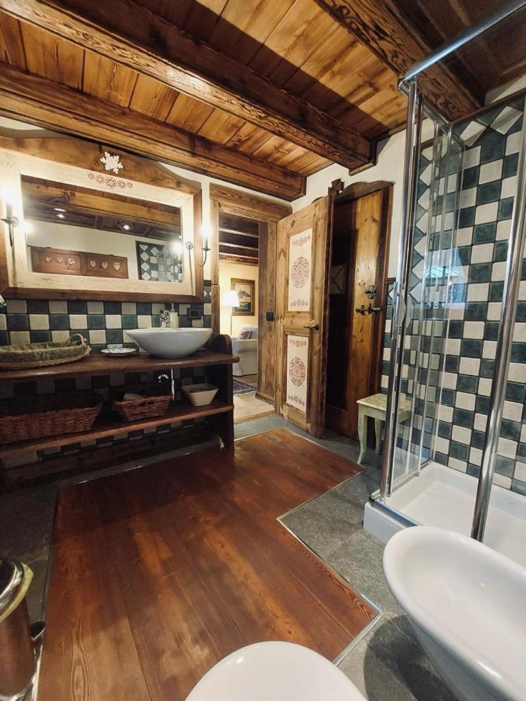 B&B Lo Djoua De Toueno Arvier Luaran gambar